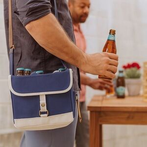 NWT Legacy Blue and White Beer Caddy